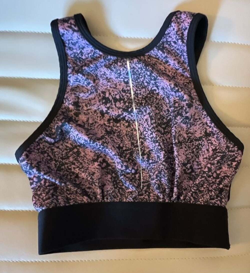 NOLI Yoga Aria Sports Bra in Pink and Black Print Small
